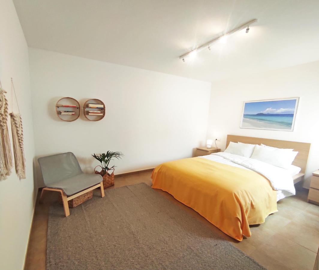 Apartamento con azotea privada #TheFunnyCactus Appartamento Puerto del Rosario  Esterno foto