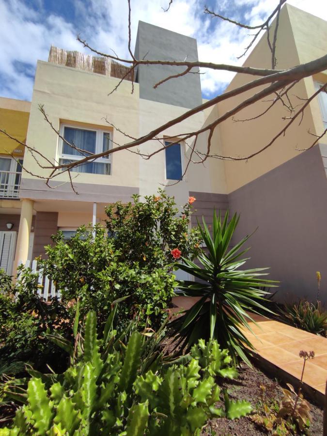 Apartamento con azotea privada #TheFunnyCactus Appartamento Puerto del Rosario  Esterno foto